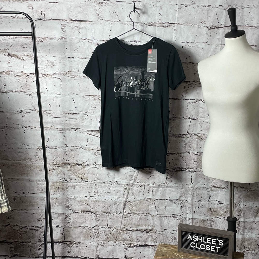 NWT Under Armour UA Women’s Chicago Tee T-Shirt - Size XS